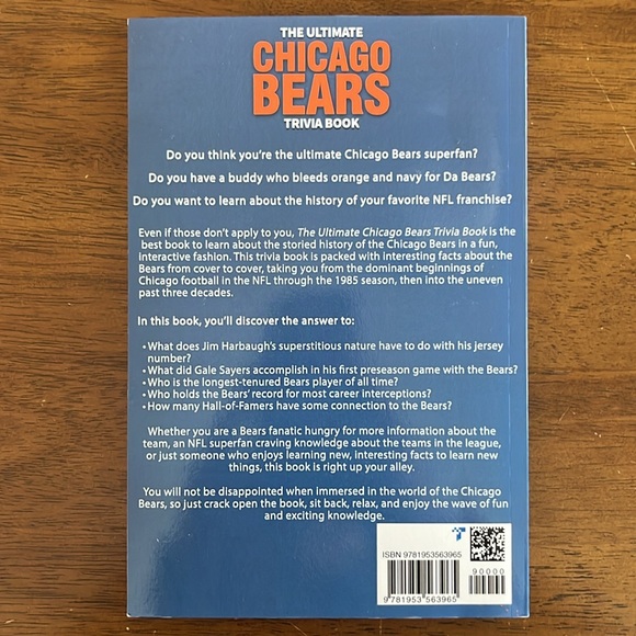 NWT CHICAGO BEARS TRIVIA paperback book - Picture 2 of 3